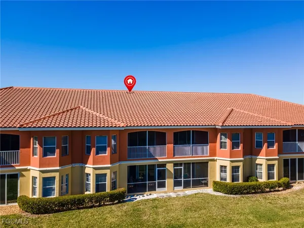 $1,700 | 15989 Mandolin Bay Drive, Unit 204, Fort Myers, FL 33908