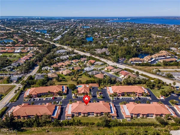 $1,700 | 15989 Mandolin Bay Drive, Unit 204, Fort Myers, FL 33908