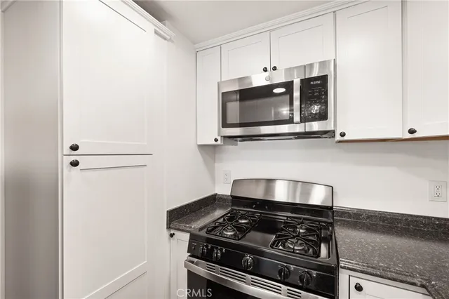 $545,000 | 1346 East Hillcrest Drive, Unit 49, Thousand Oaks, CA 91362