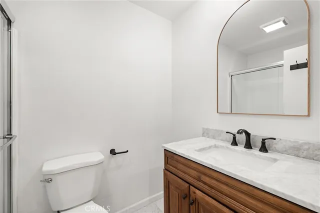 $545,000 | 1346 East Hillcrest Drive, Unit 49, Thousand Oaks, CA 91362