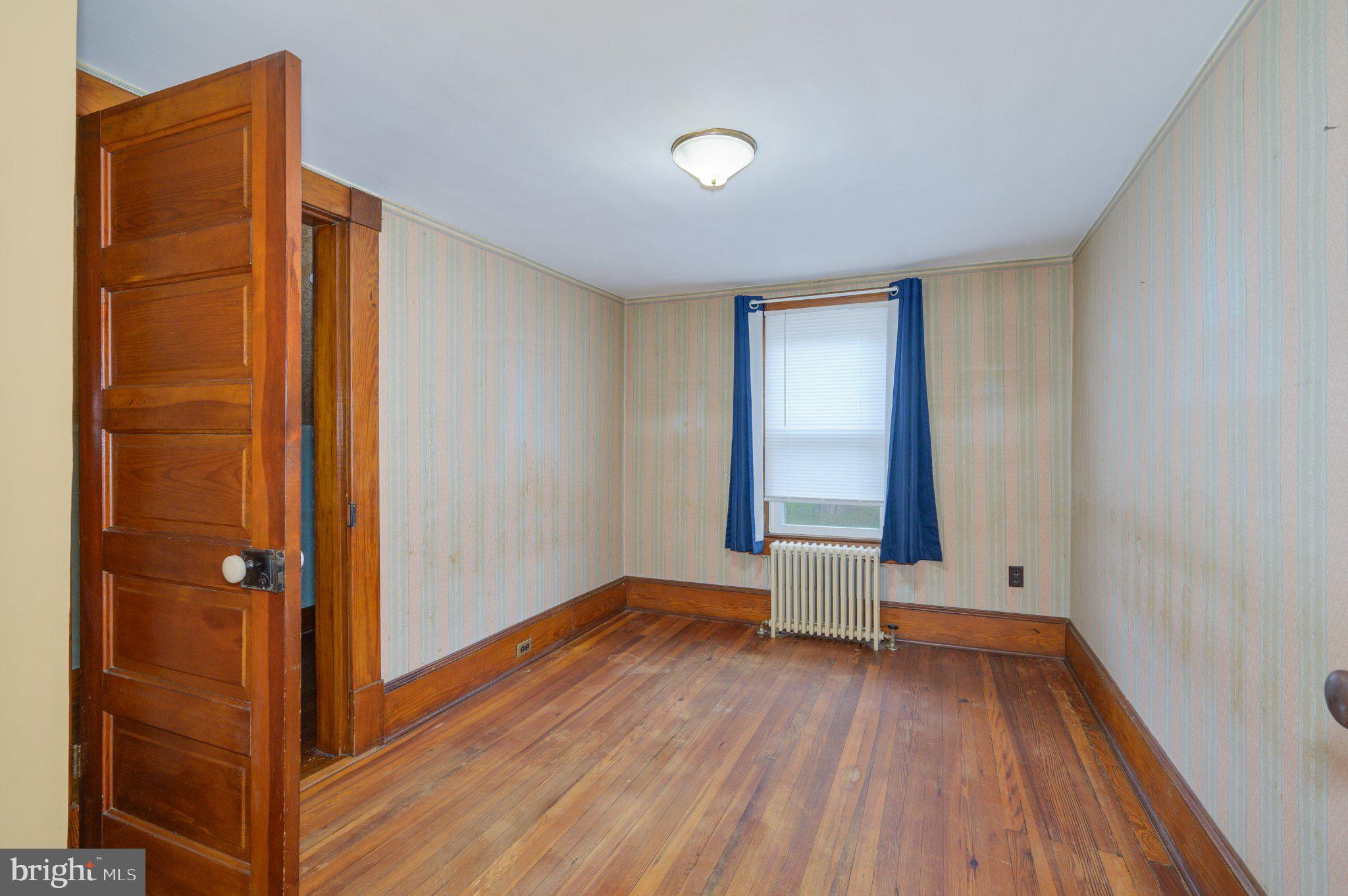 139 Bryarly Road Winchester, VA 22603 - Photo 39 of 76 Charming room with vintage appeal.