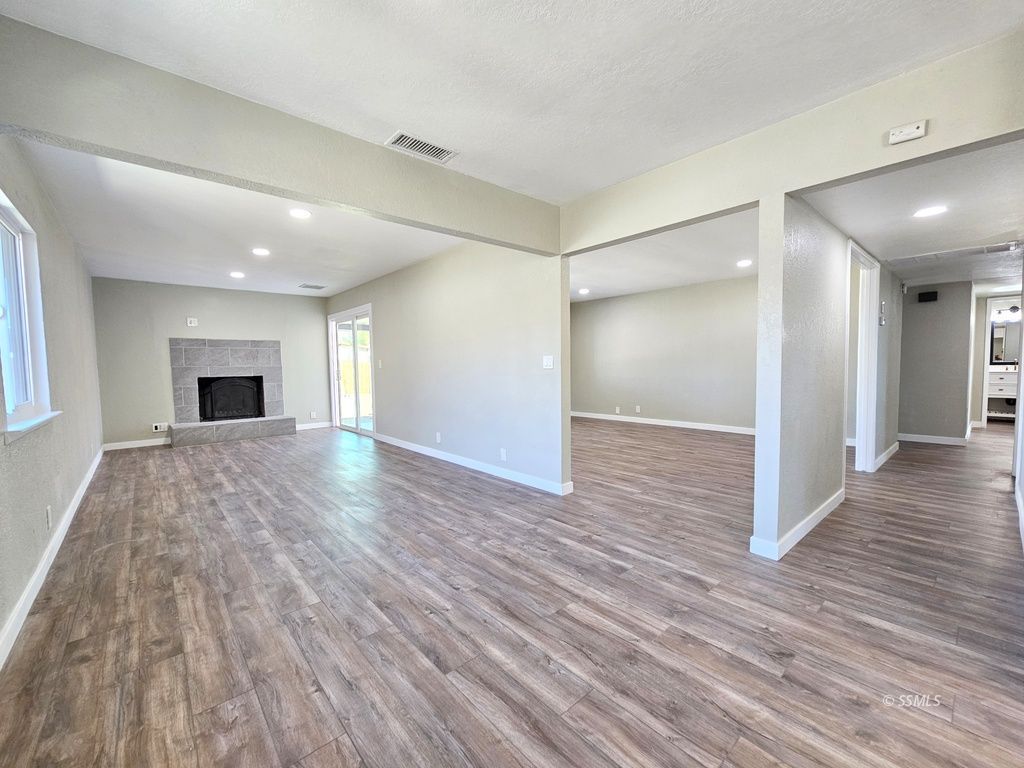 612 Weiman Avenue Ridgecrest, CA 93555 - Photo 4 of 28 Gallery Image 4