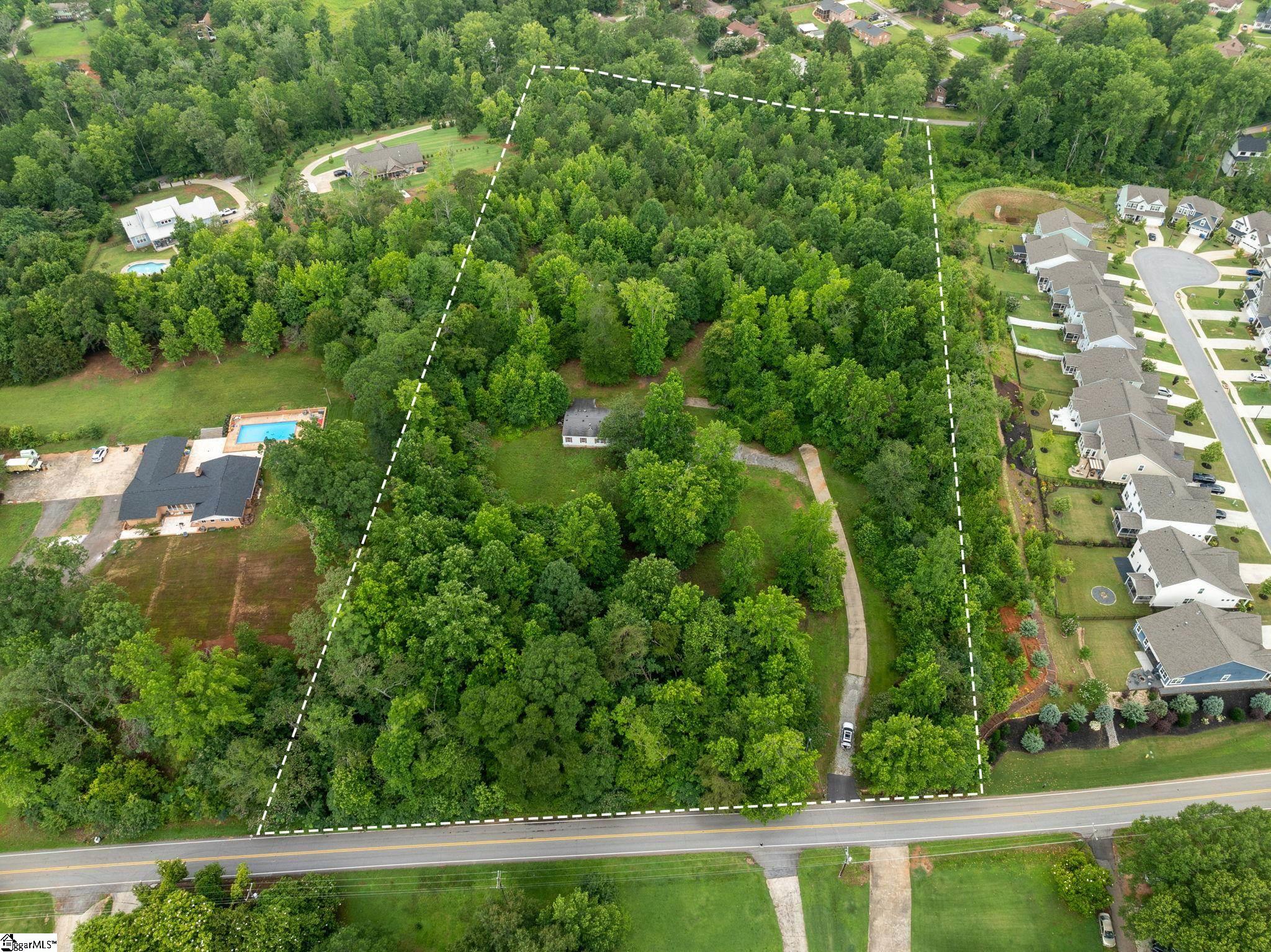 1314 North Parker Road Greenville, SC 29609 - Photo 1 of 20