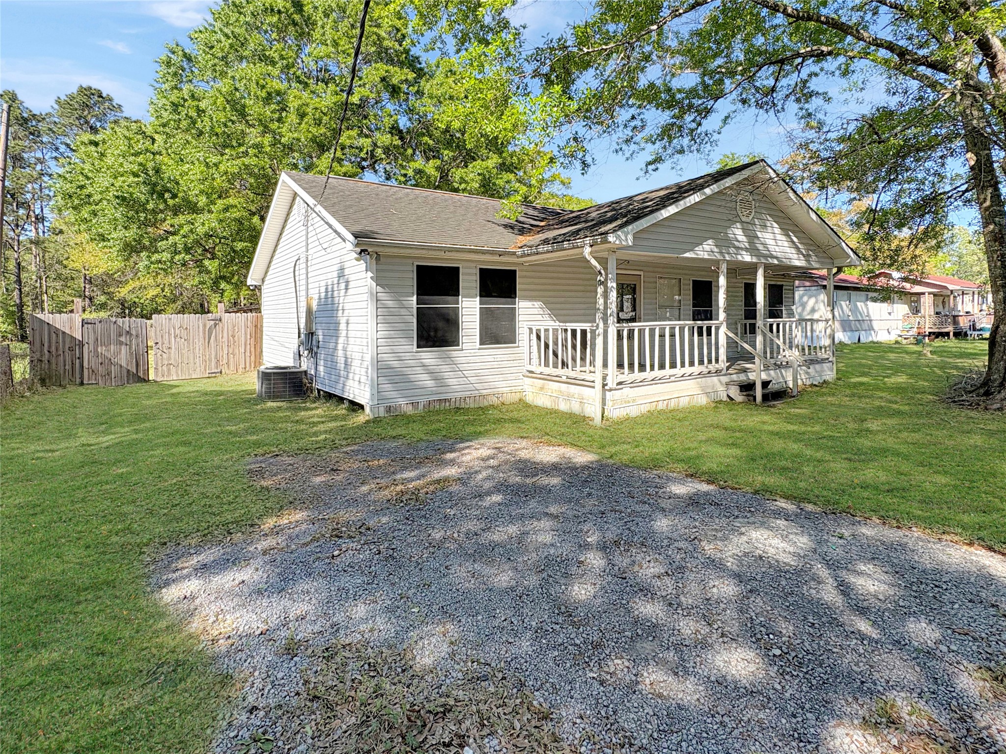 4744 Randall Road Orange, TX 77632 - Photo 3 of 30