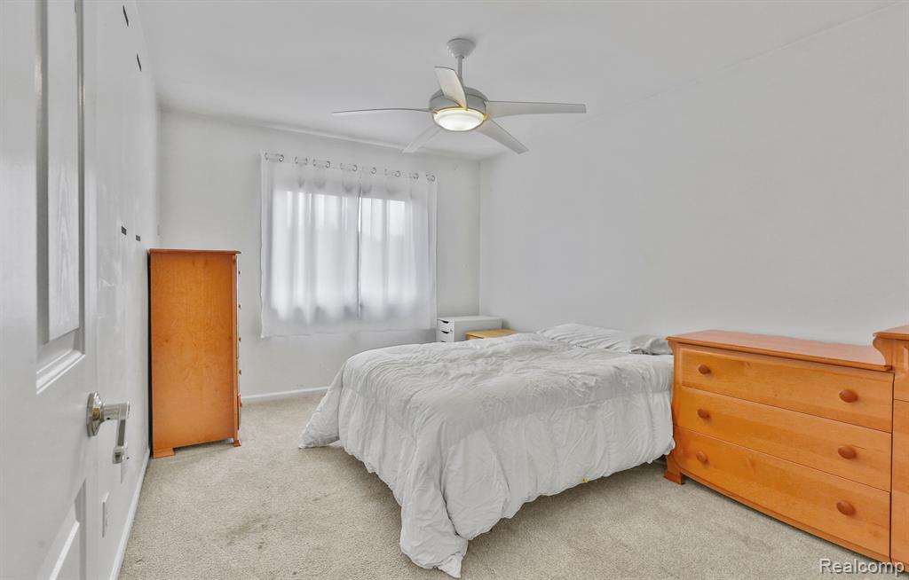 3462 Cascade Circle Rochester Hills, MI 48307 - Photo 23 of 33