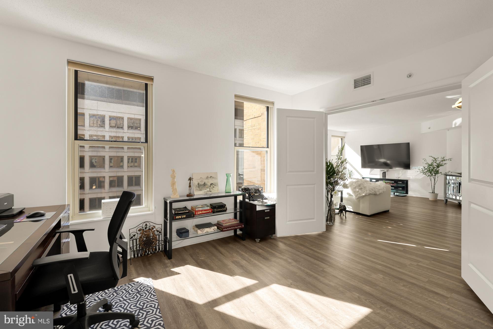 915 E Street Northwest, Unit 815 Washington, DC 20004 - Photo 11 of 26 Den/3rd bedroom