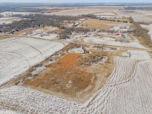$300,000 | 24723 South Old Drum Road, Garden City, MO 64747
