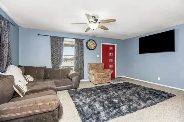 $300,000 | 24723 South Old Drum Road, Garden City, MO 64747