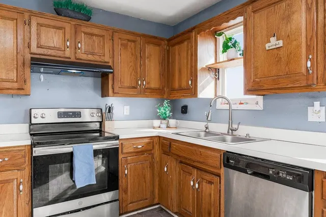 $300,000 | 24723 South Old Drum Road, Garden City, MO 64747