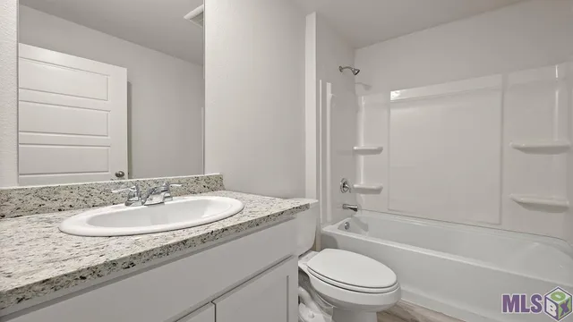 $231,900 | 35531 Forest Manor Avenue, Denham Springs, LA 70706