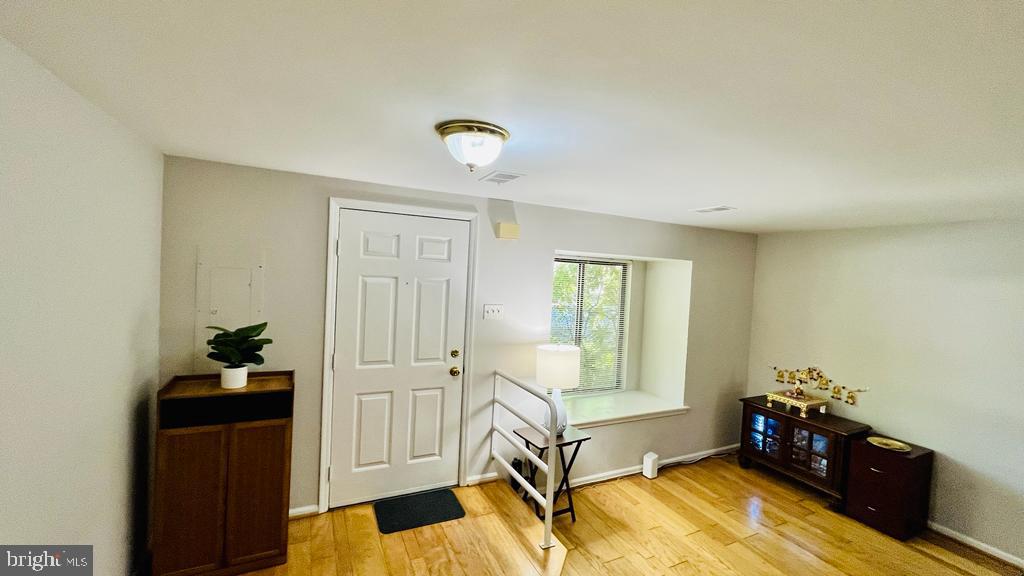 37 Flintlock Lane Chesterbrook, PA 19087 - Photo 4 of 12