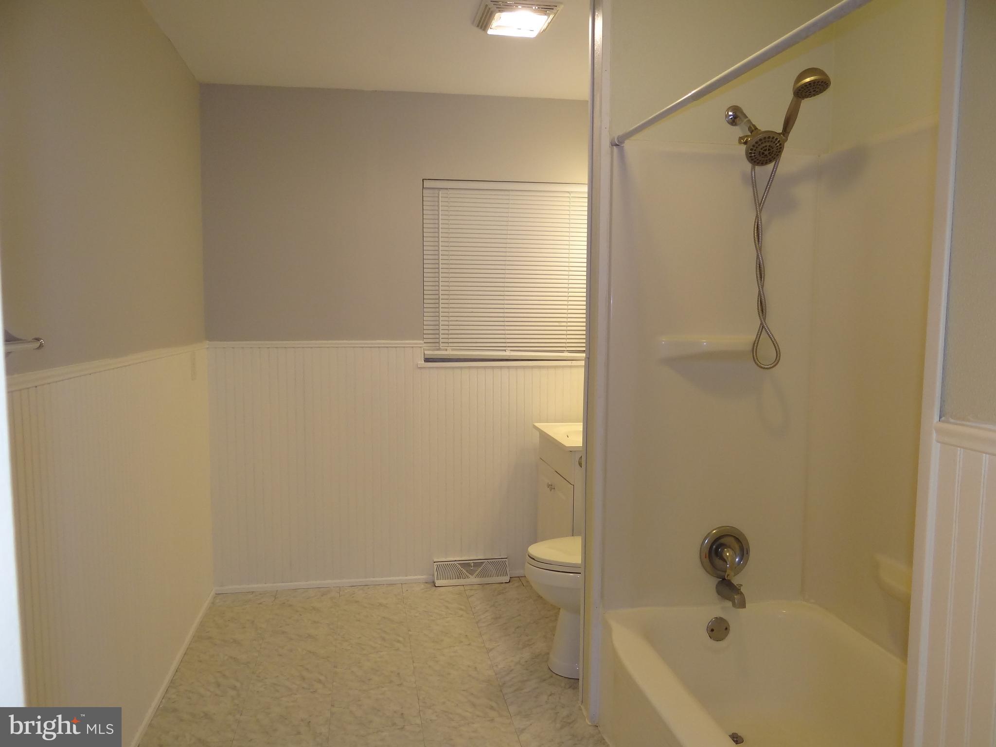 34 New Road Elverson, PA 19520 - Photo 15 of 22 Bathroom