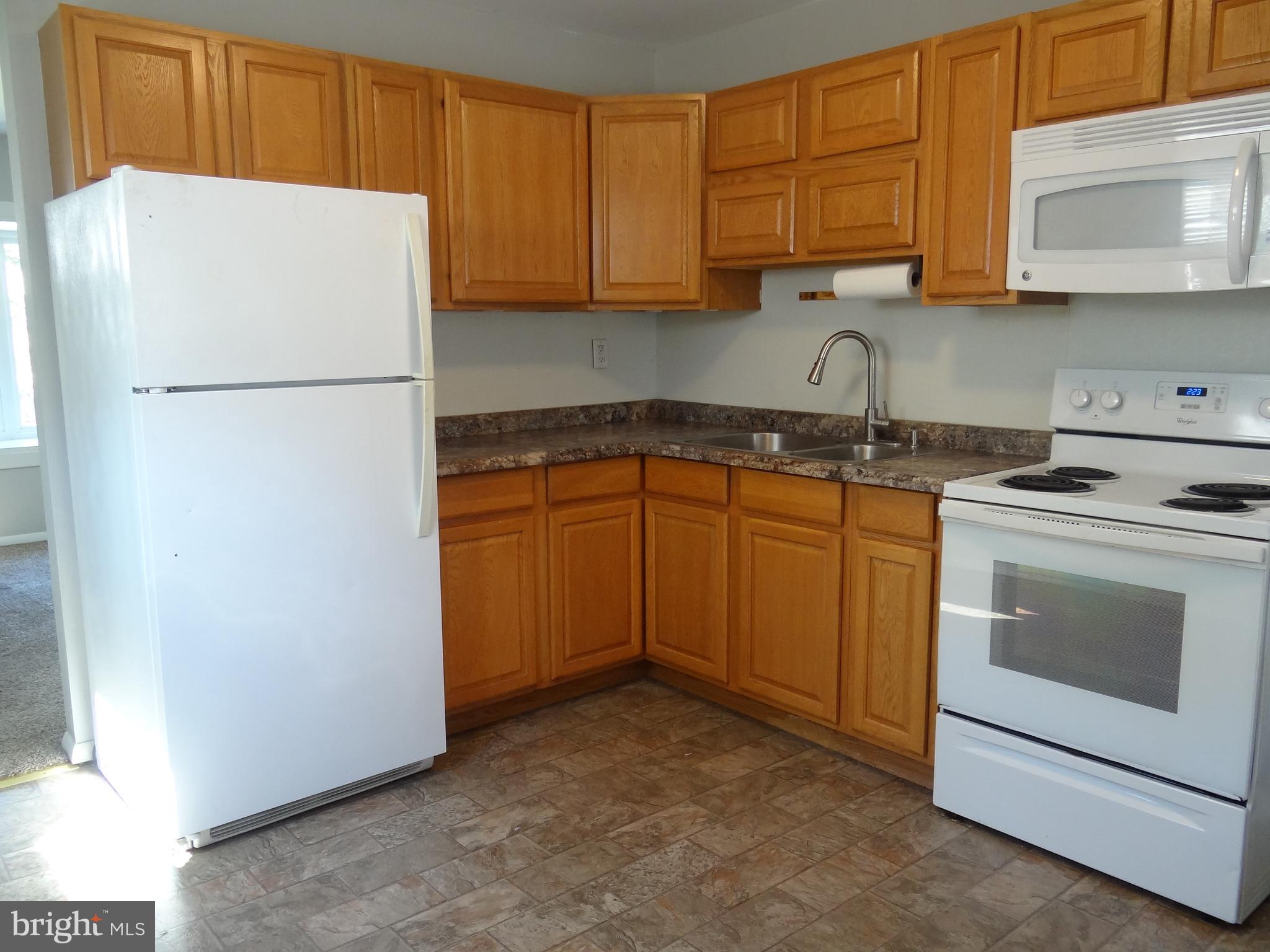 34 New Road Elverson, PA 19520 - Photo 8 of 22 Kitchen