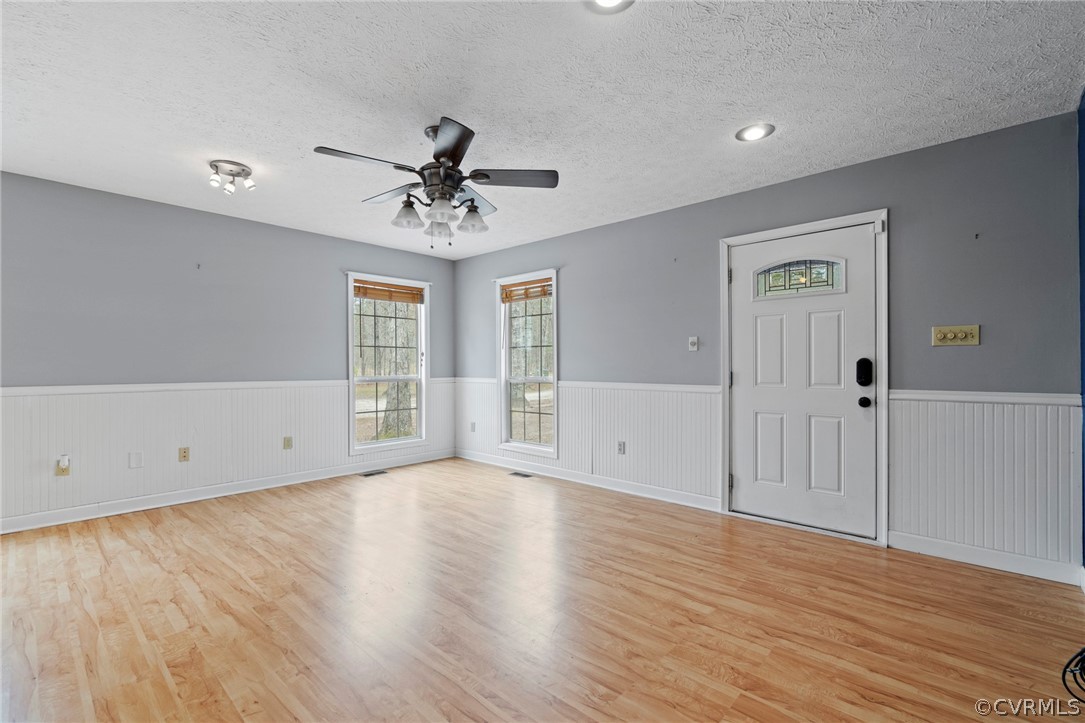 2558 Cabin Point Road Spring Grove, VA 23881 - Photo 16 of 40 Gallery Image 16