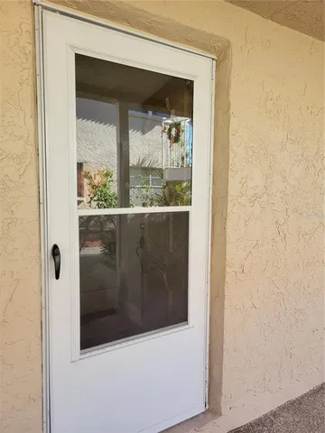 $110,000 | 10038 62nd Avenue North, Unit 11, St. Petersburg, FL 33708