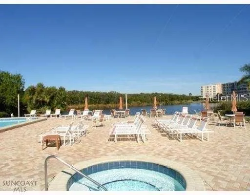 $90,000 | 10038 62nd Avenue North, Unit 11, St. Petersburg, FL 33708