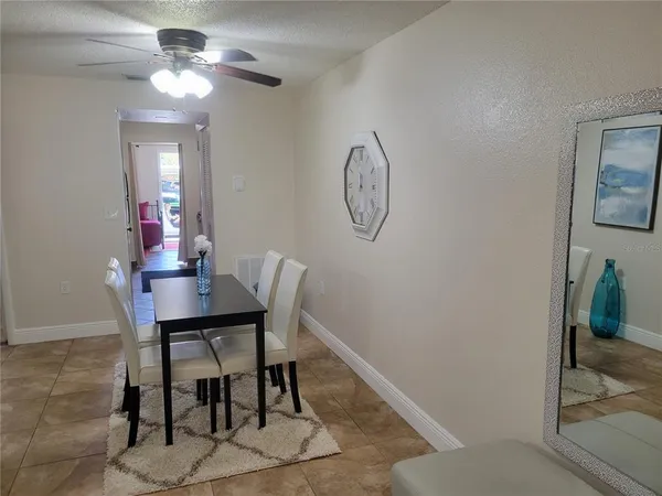 $90,000 | 10038 62nd Avenue North, Unit 11, St. Petersburg, FL 33708