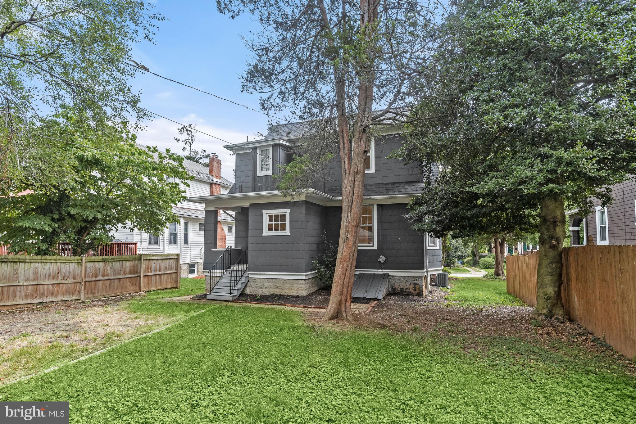 116 Mallow Hill Road Baltimore, MD 21229 - Photo 29 of 37 Exterior