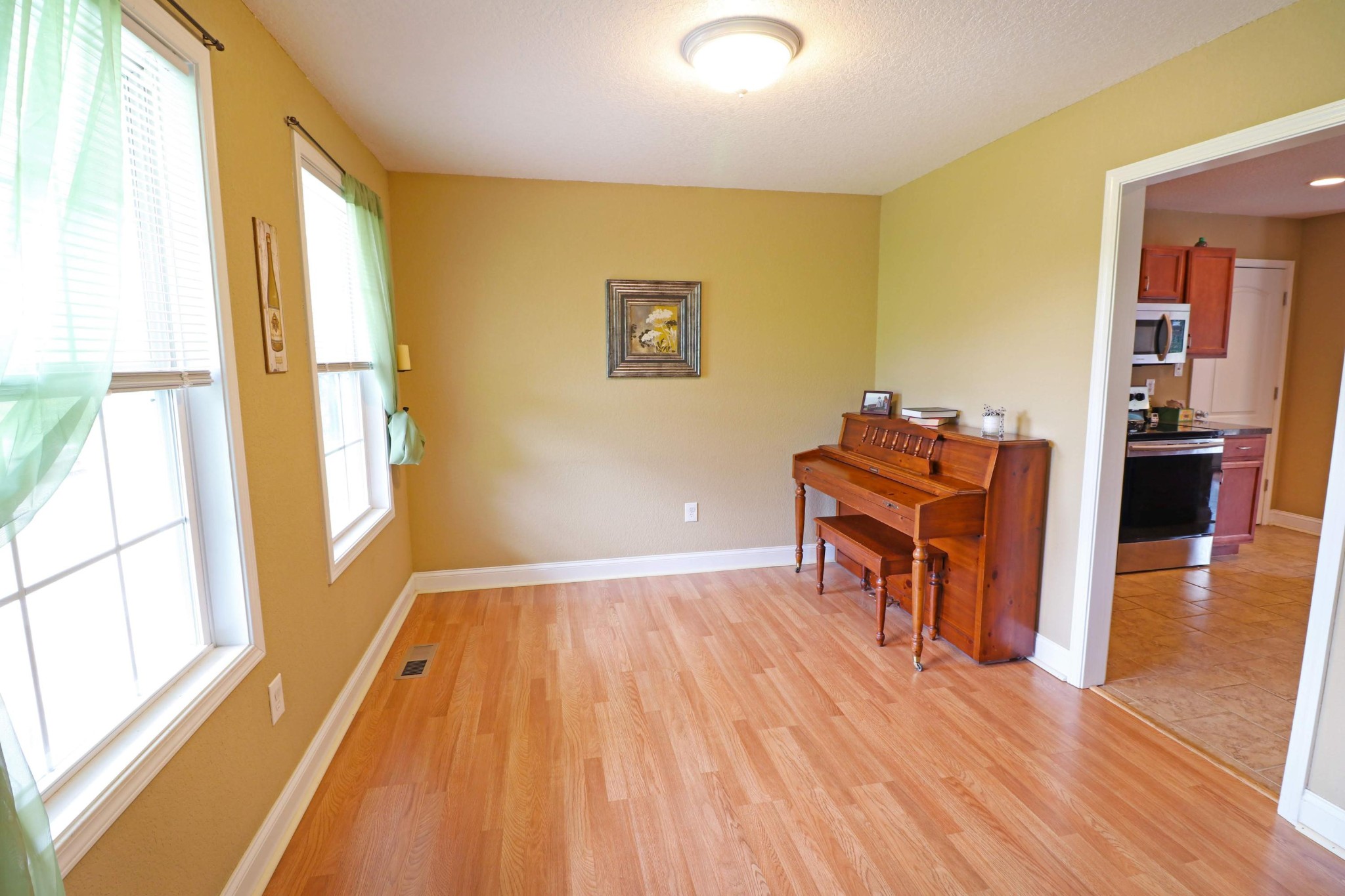 7116 Adams Road Powell, TN 37849 - Photo 17 of 33 Gallery Image 17