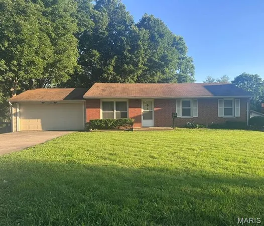 $149,900 | 10128 Isabelle Place, St. Ann, MO 63074