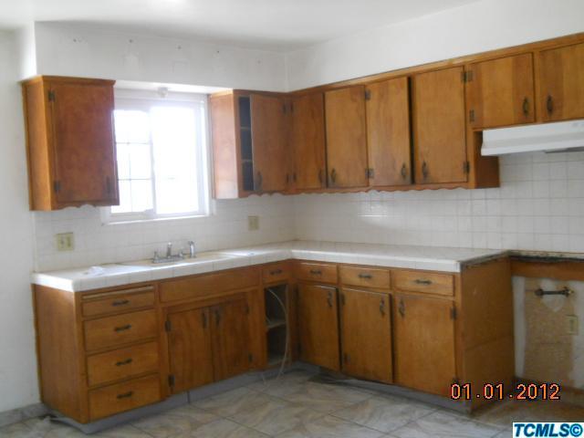 1053 Cara Road Dinuba, CA 93618 - Photo 4 of 10 Additional Photo