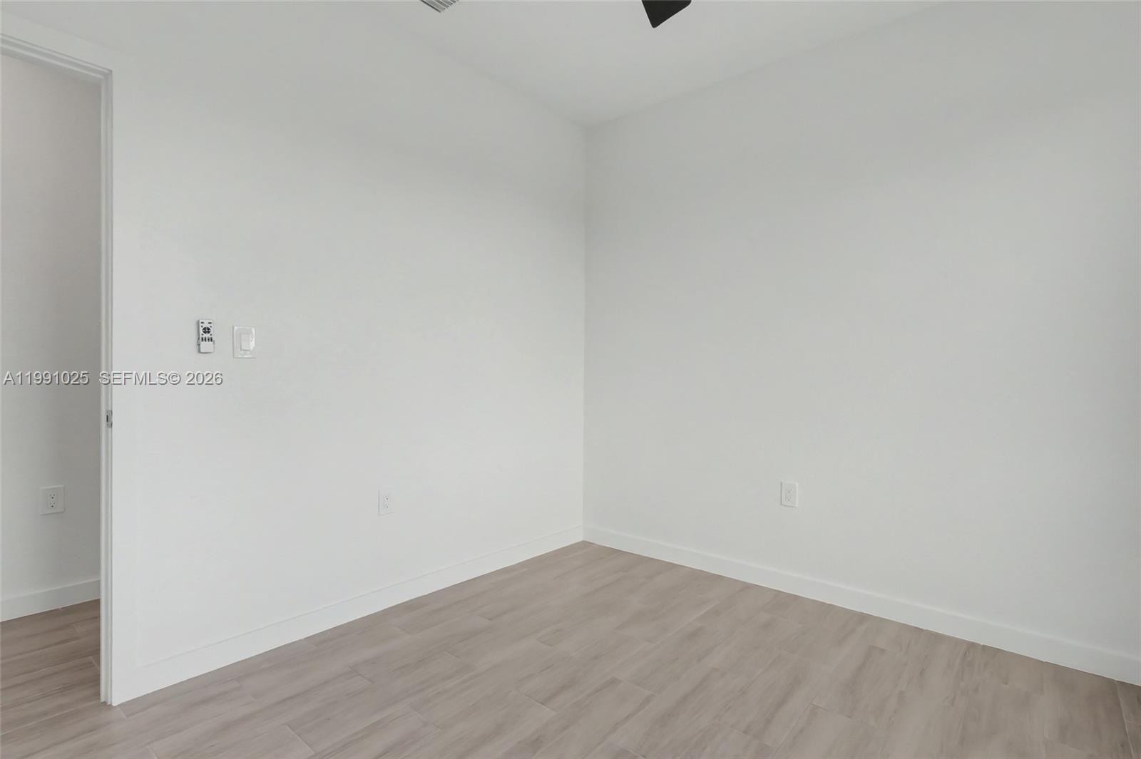 6140 Southwest 39th Street Miramar, FL 33023 - Photo 19 of 40 a view of an empty room