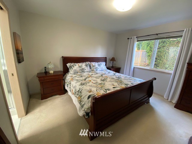 12217 Northeast 169th Street Bothell, WA 98011 - Photo 14 of 19 Gallery Image 14
