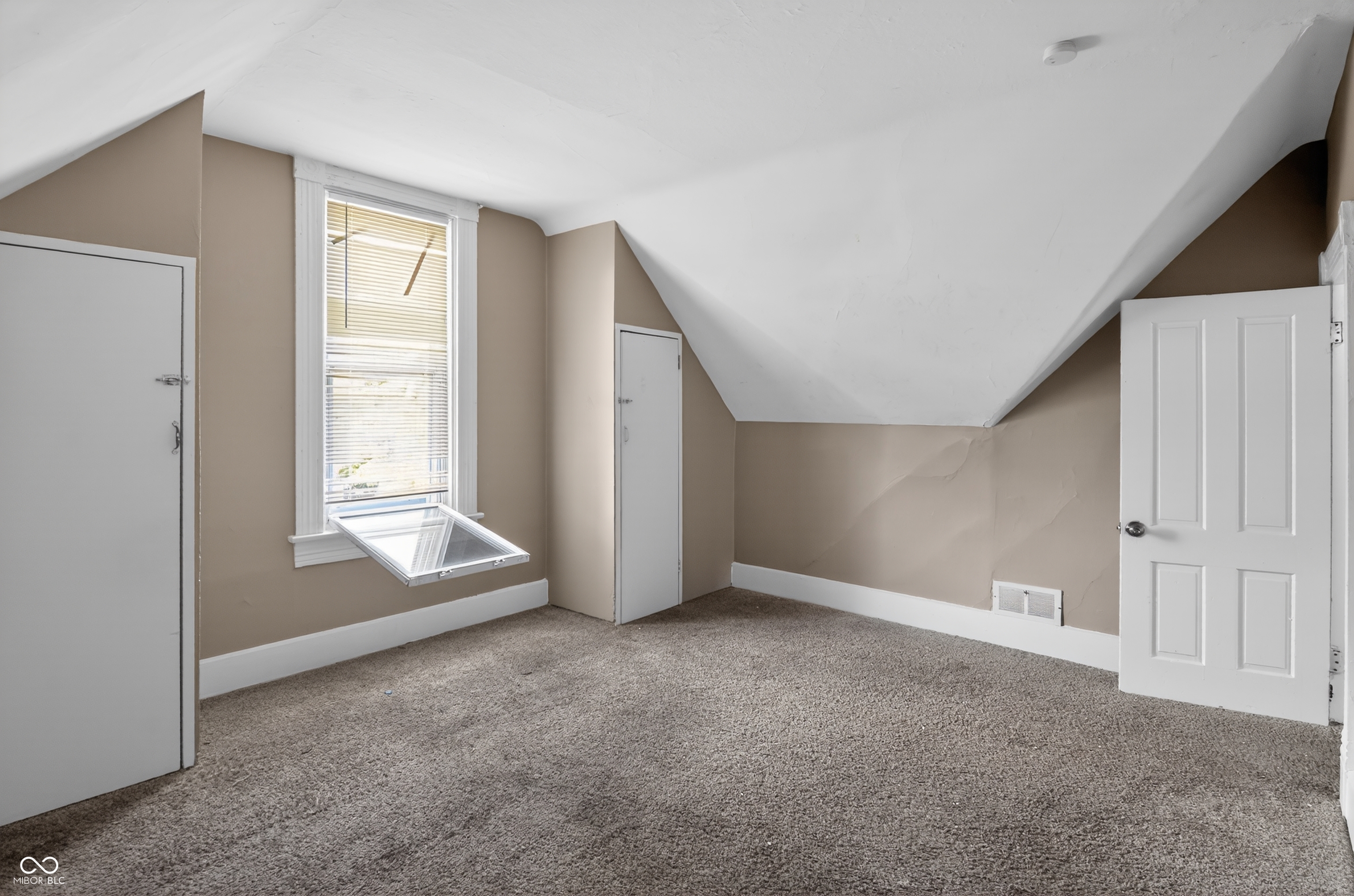 91 North 4th Avenue Beech Grove, IN 46107 - Photo 24 of 33
