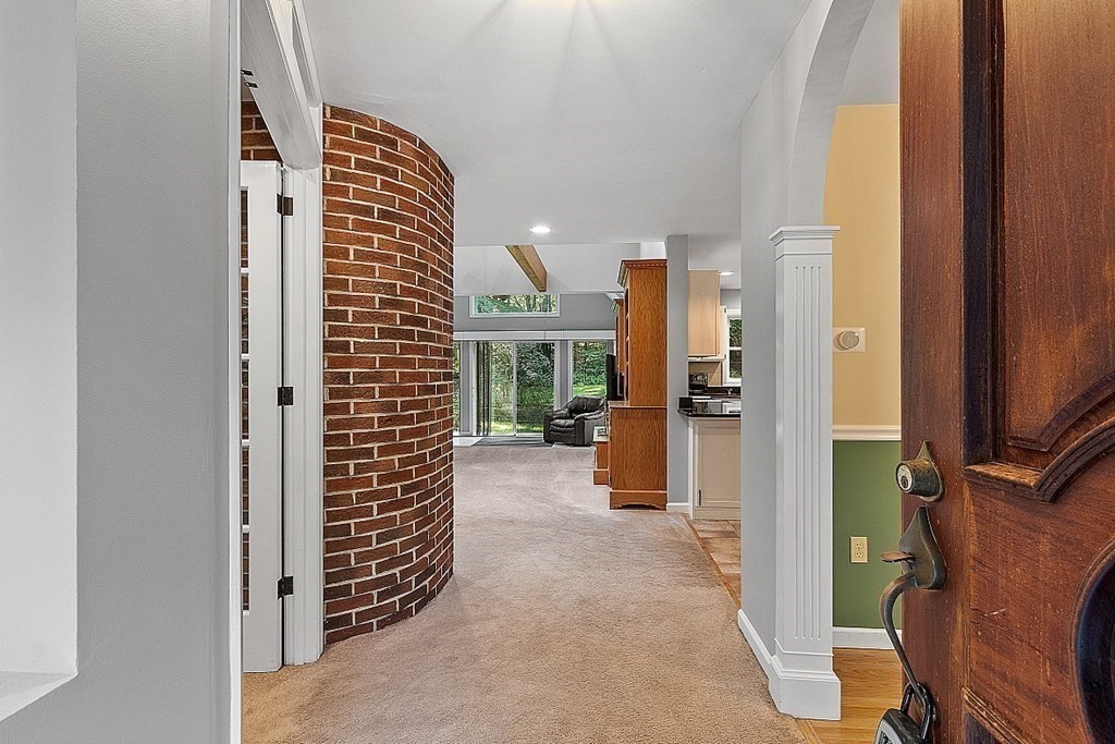 84 Town Farm Road Westminster, MA 01473 - Photo 6 of 42 Gallery Image 6