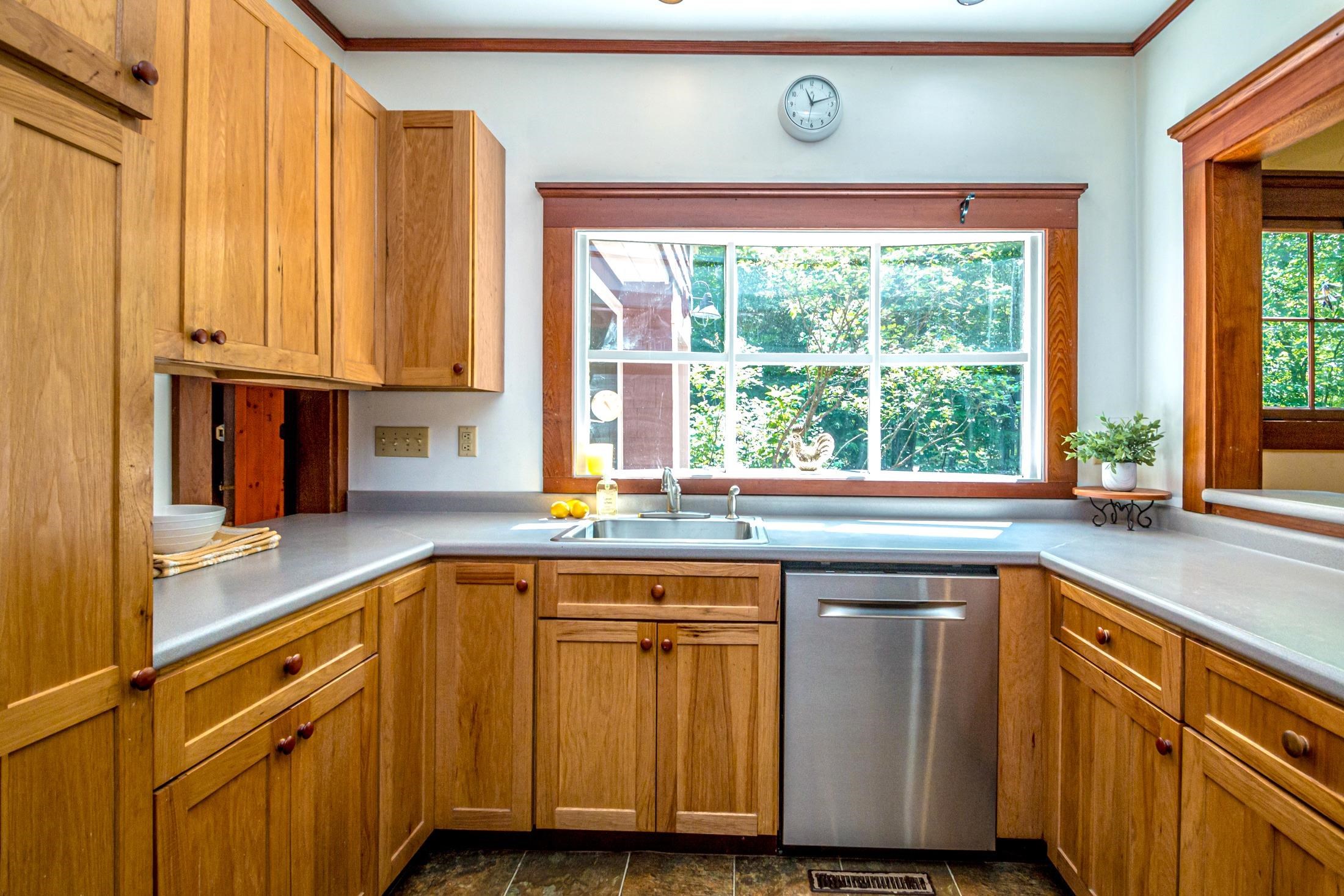 44 Neighbors Row Conway, NH 03860 - Photo 9 of 54