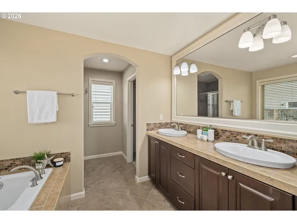 $799,000 | 16917 Northwest Lynch Lane, Portland, OR 97229