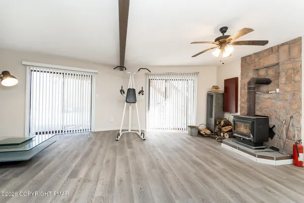 $334,000 | 162 Pin Oak Lane, Kunkletown, PA 18058