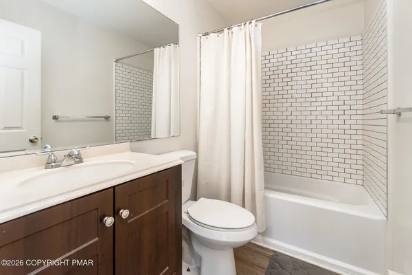 $334,000 | 162 Pin Oak Lane, Kunkletown, PA 18058