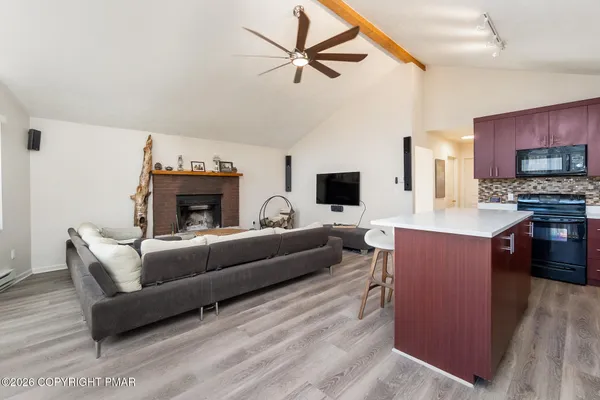 $334,000 | 162 Pin Oak Lane, Kunkletown, PA 18058