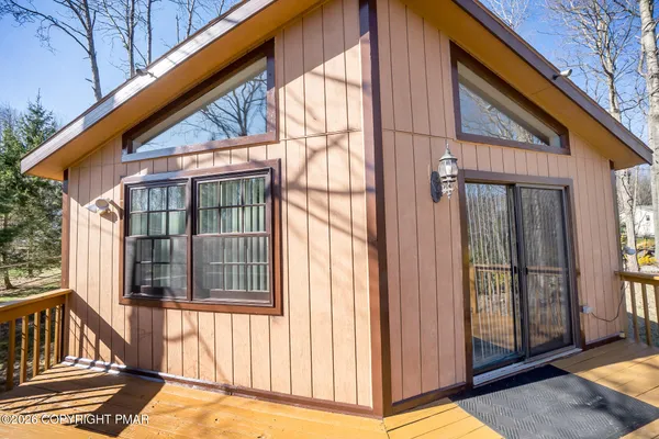 $334,000 | 162 Pin Oak Lane, Kunkletown, PA 18058