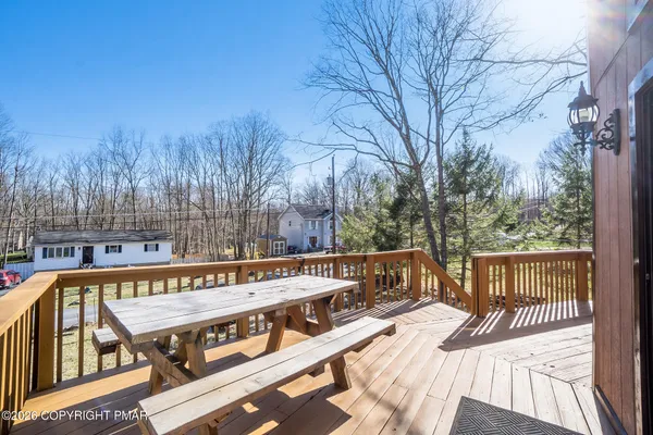 $334,000 | 162 Pin Oak Lane, Kunkletown, PA 18058