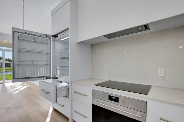 $875,000 | 6624 Northwest 24th Avenue, Boca Raton, FL 33496