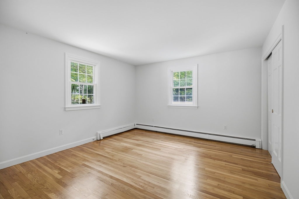 198 Hollis Road Lunenburg, MA 01462 - Photo 21 of 29 Gallery Image 21