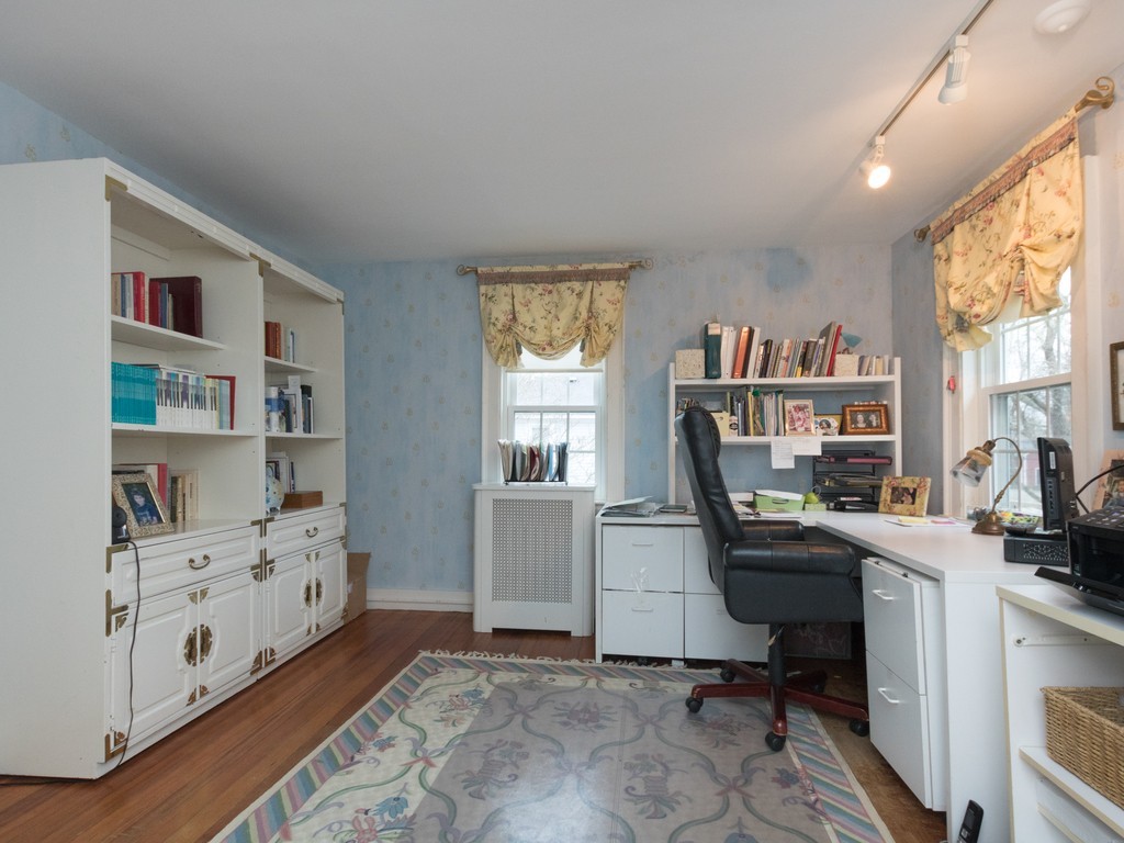 25 Concord Road Wayland, MA 01778 - Photo 18 of 30 Gallery Image 18