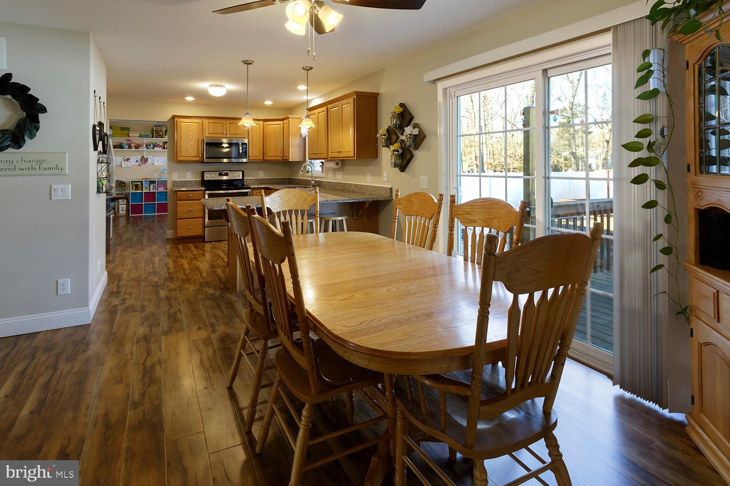 29 Avenue A Tabernacle, NJ 08088 - Photo 12 of 31 Breakfast room with slider to the deck