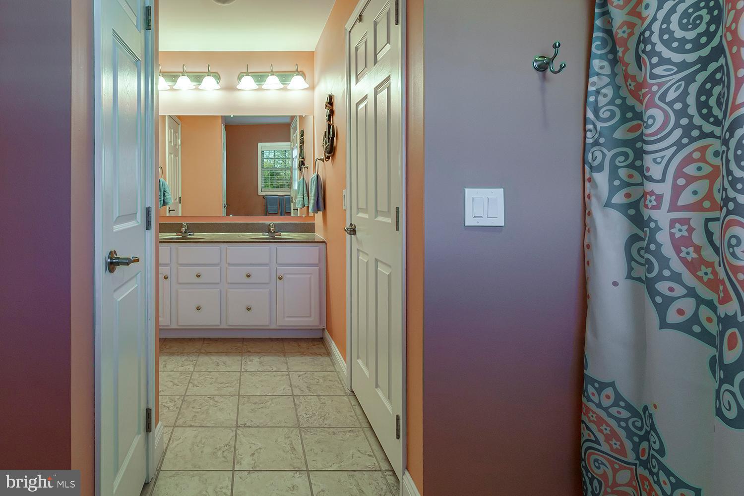 29 Avenue A Tabernacle, NJ 08088 - Photo 21 of 31 Main bath with double vanity