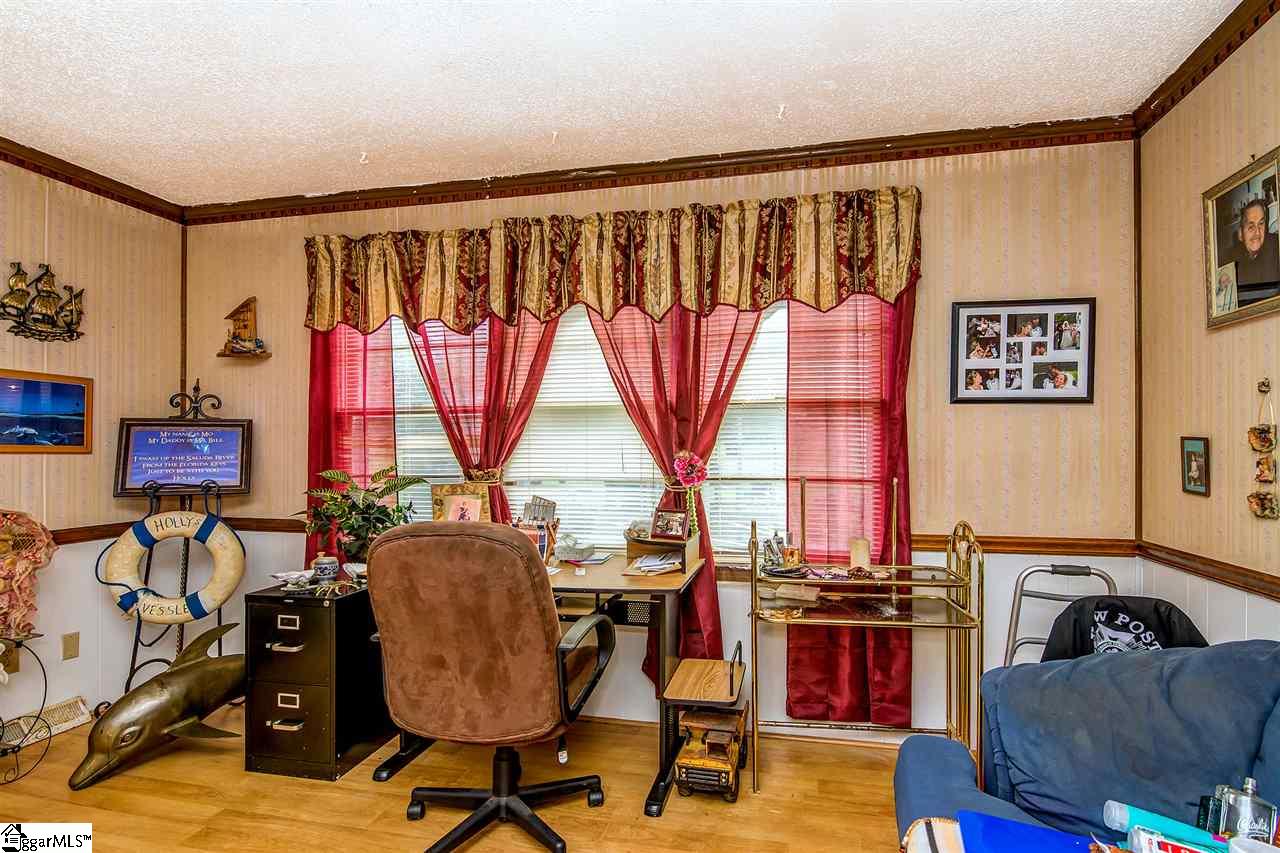 149 Walkers Hill Road Pelzer, SC 29669 - Photo 12 of 36