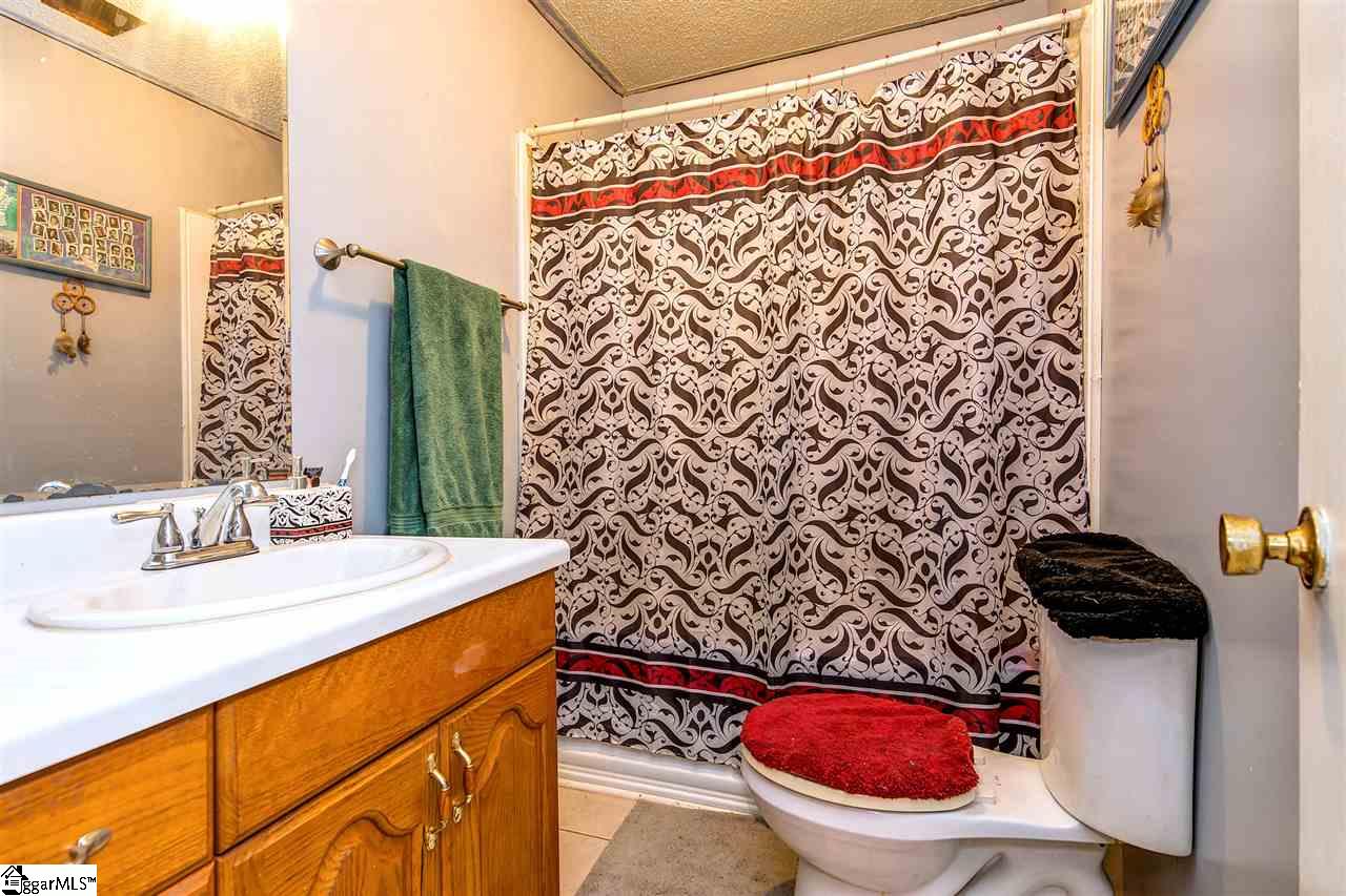 149 Walkers Hill Road Pelzer, SC 29669 - Photo 16 of 36