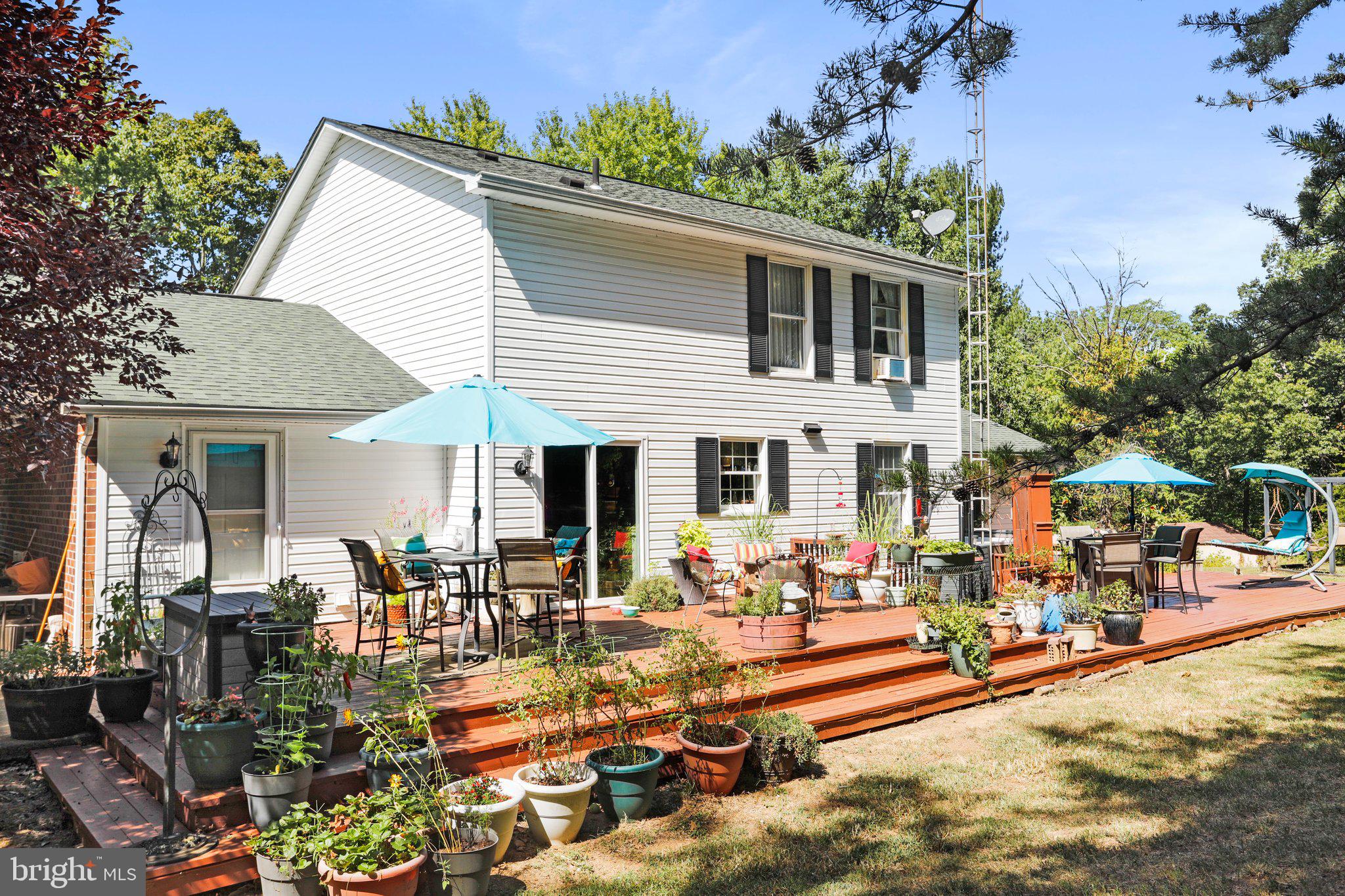 9719 Woodsboro Road Frederick, MD 21701 - Photo 54 of 61 Massive Deck