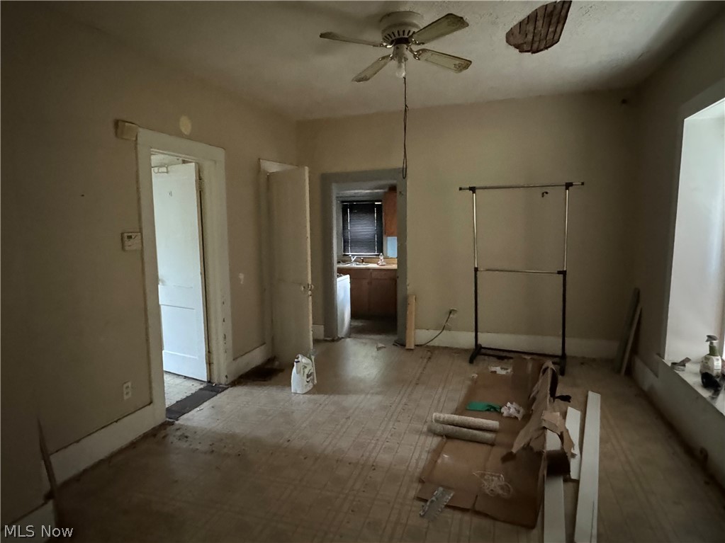 898 Inman Street Akron, OH 44306 - Photo 8 of 20 Gallery Image 8