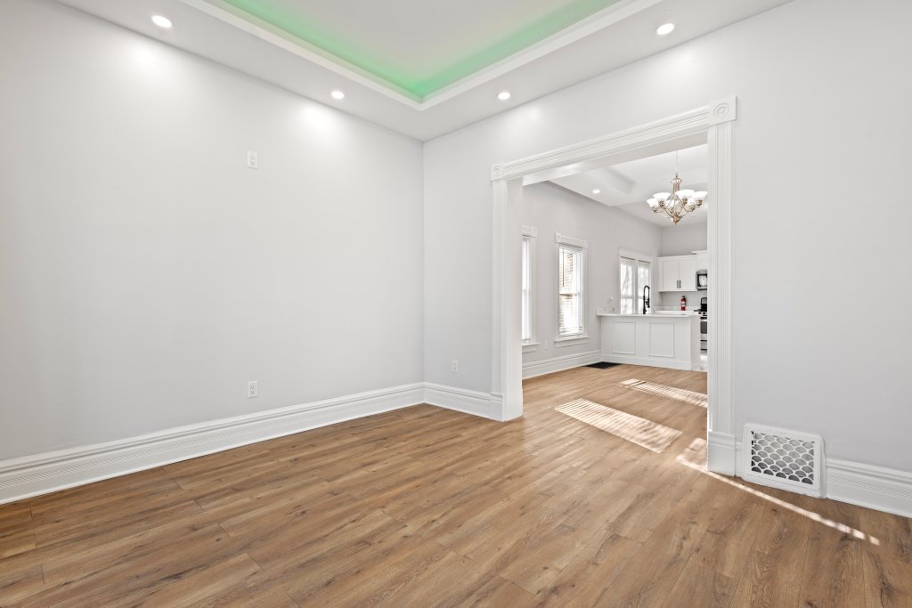 7034 South Wallace Street Chicago, IL 60621 - Photo 6 of 30 Gallery Image 6