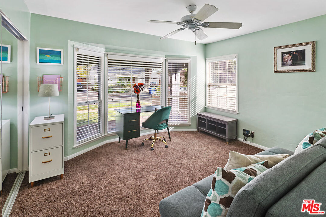 6705 Ruffner Avenue Lake Balboa, CA 91406 - Photo 17 of 27 Gallery Image 17
