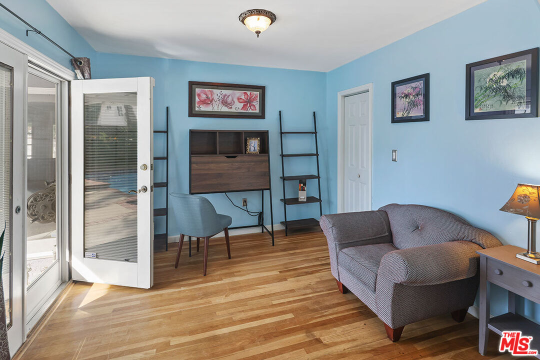 6705 Ruffner Avenue Lake Balboa, CA 91406 - Photo 21 of 27 Gallery Image 21