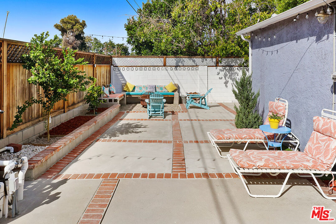 6705 Ruffner Avenue Lake Balboa, CA 91406 - Photo 24 of 27 Gallery Image 24