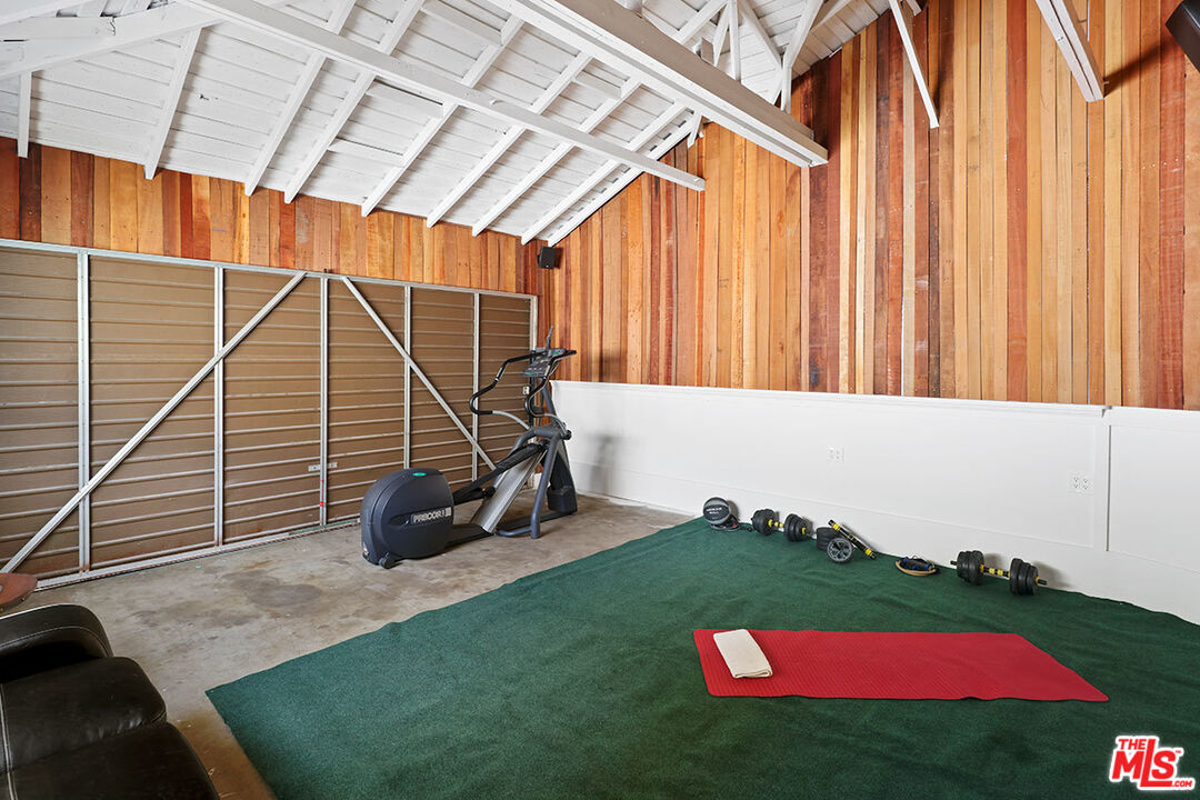 6705 Ruffner Avenue Lake Balboa, CA 91406 - Photo 27 of 27 Gallery Image 27